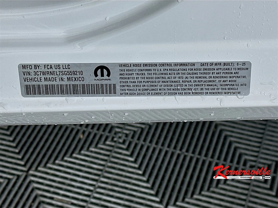 2025 Ram 4500 & 5500 - Image 18 of 21