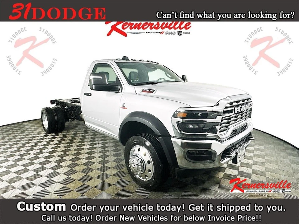 2025 Ram 4500 & 5500 - Image 16 of 20