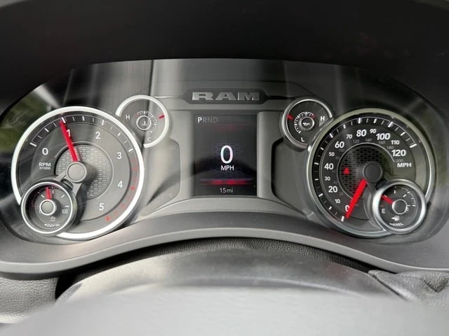 2025 Ram 4500 & 5500 - Image 17 of 21