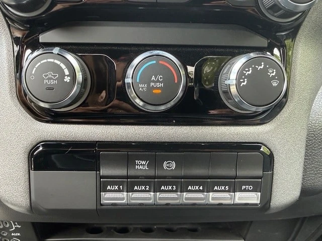 2025 Ram 4500 & 5500 - Image 19 of 21