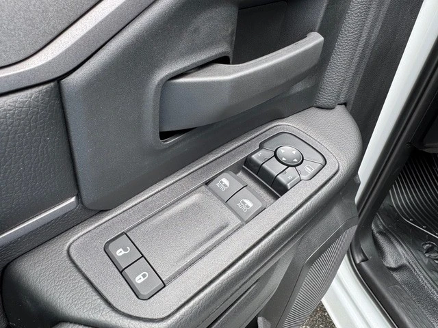 2025 Ram 4500 & 5500 - Image 12 of 21