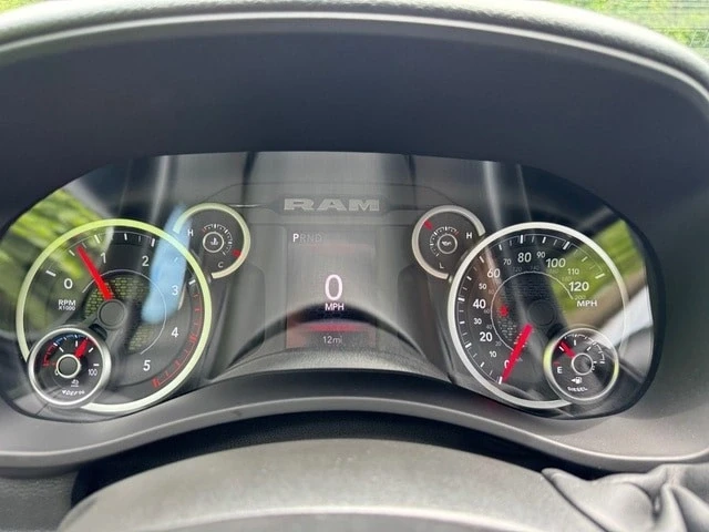 2025 Ram 4500 & 5500 - Image 16 of 21