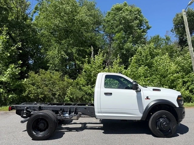 2025 Ram 4500 & 5500 - Image 6 of 21
