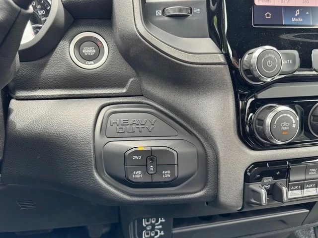 2025 Ram 4500 & 5500 - Image 17 of 21