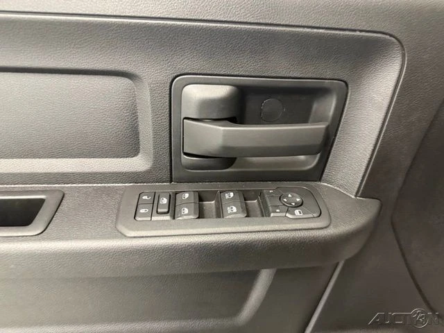 2025 Ram 4500 & 5500 - Image 13 of 20