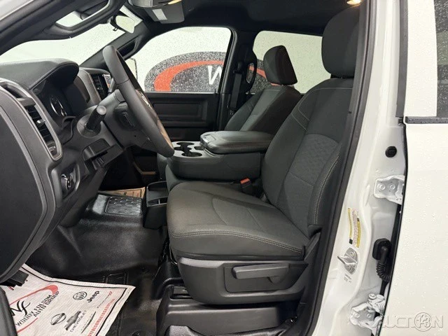 2025 Ram 4500 & 5500 - Image 10 of 12