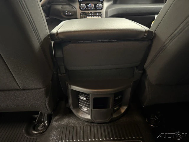 2025 Ram 4500 & 5500 - Image 13 of 18