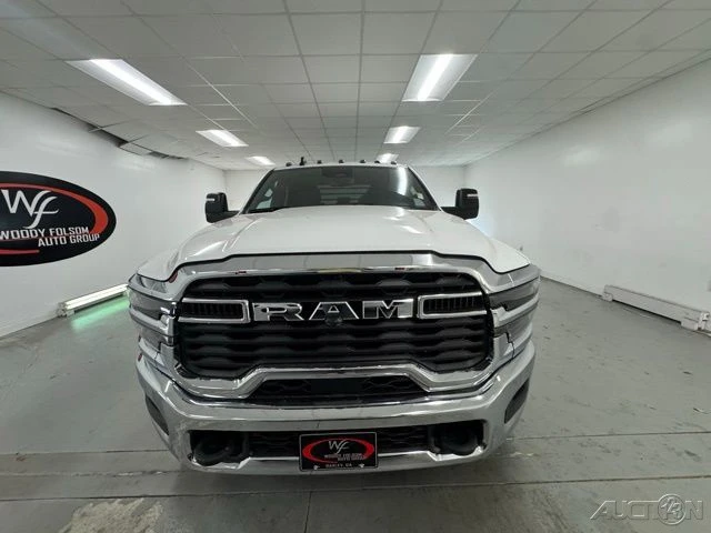 2025 Ram 4500 & 5500 - Image 2 of 12