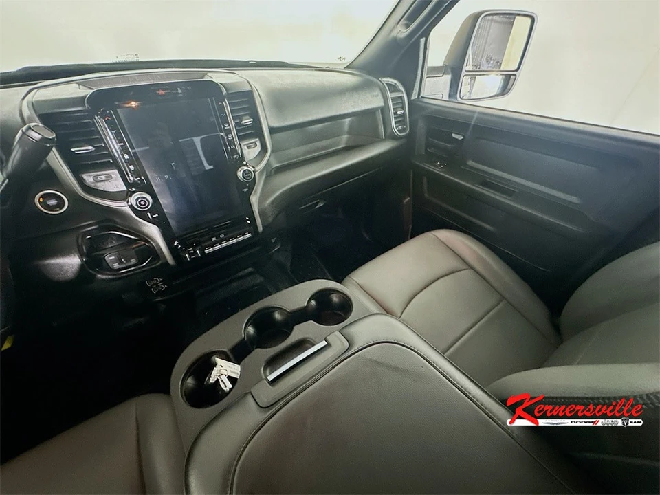 2025 Ram 4500 & 5500 - Image 11 of 21