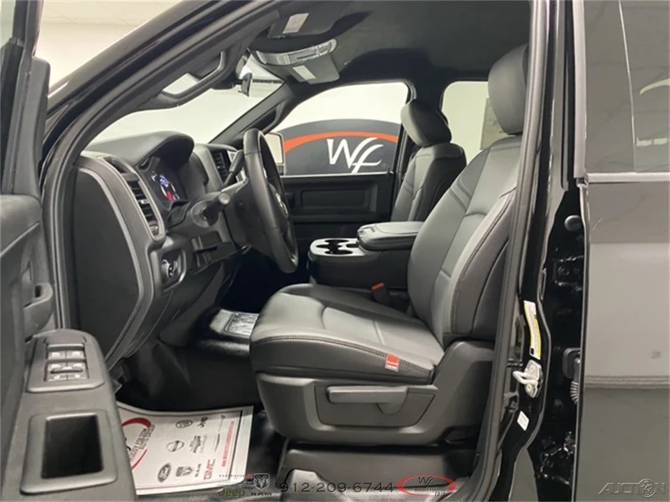 2025 Ram 4500 & 5500 - Image 11 of 12