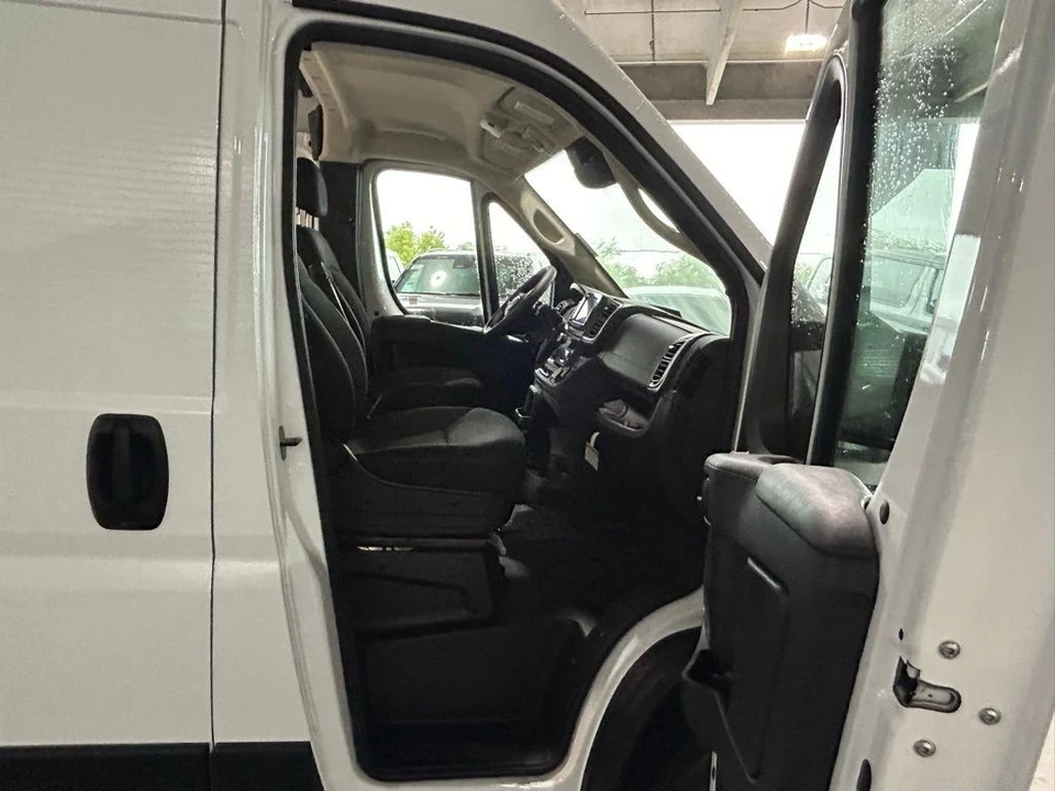 2025 Ram ProMaster - Image 20 of 21
