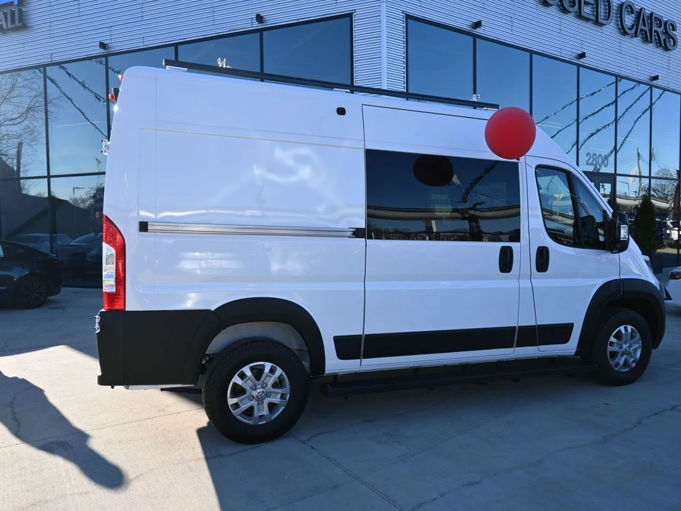 2025 Ram ProMaster - Image 10 of 21