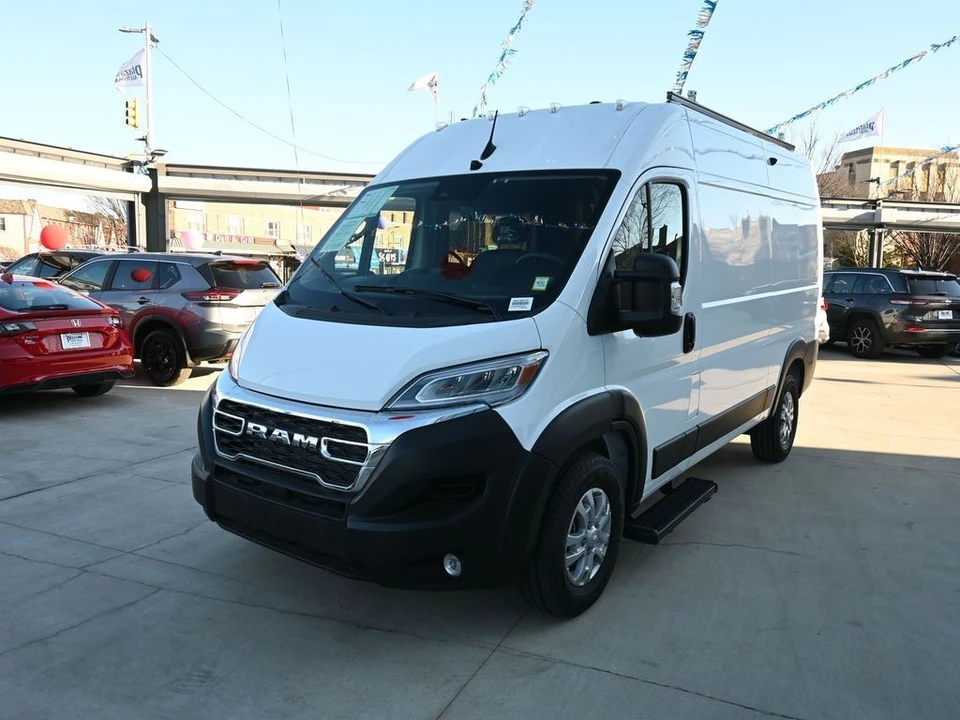 2025 Ram ProMaster - Image 3 of 21