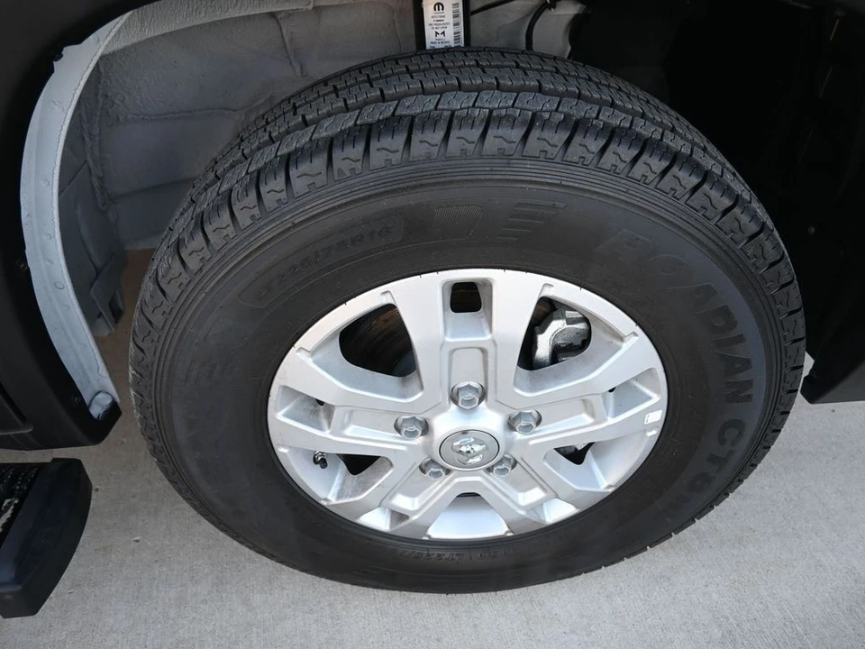 2025 Ram ProMaster - Image 19 of 21