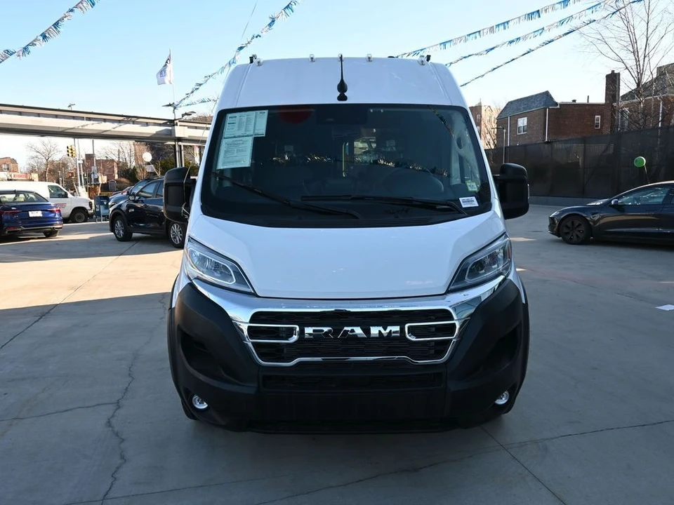 2025 Ram ProMaster - Image 15 of 21