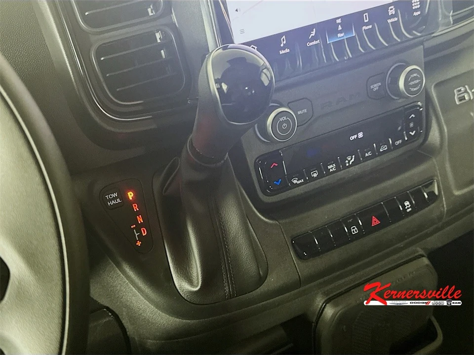 2025 Ram ProMaster - Image 12 of 21
