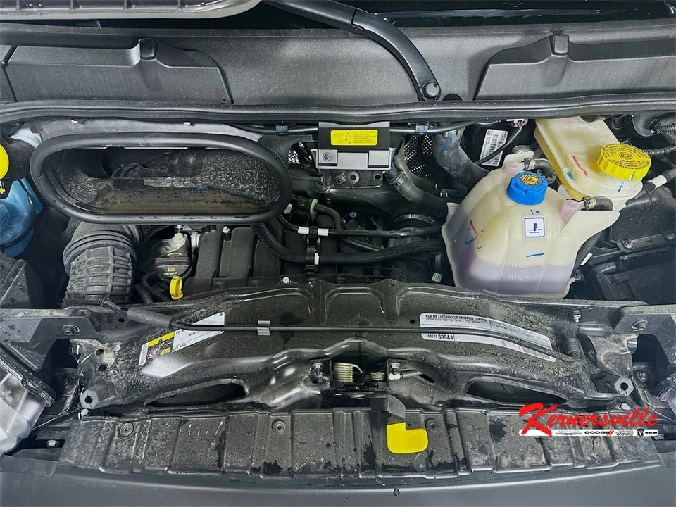 2025 Ram ProMaster - Image 19 of 21