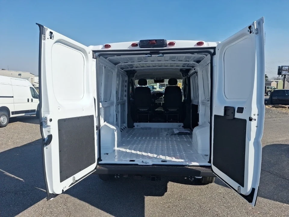 2025 Ram ProMaster - Image 9 of 12