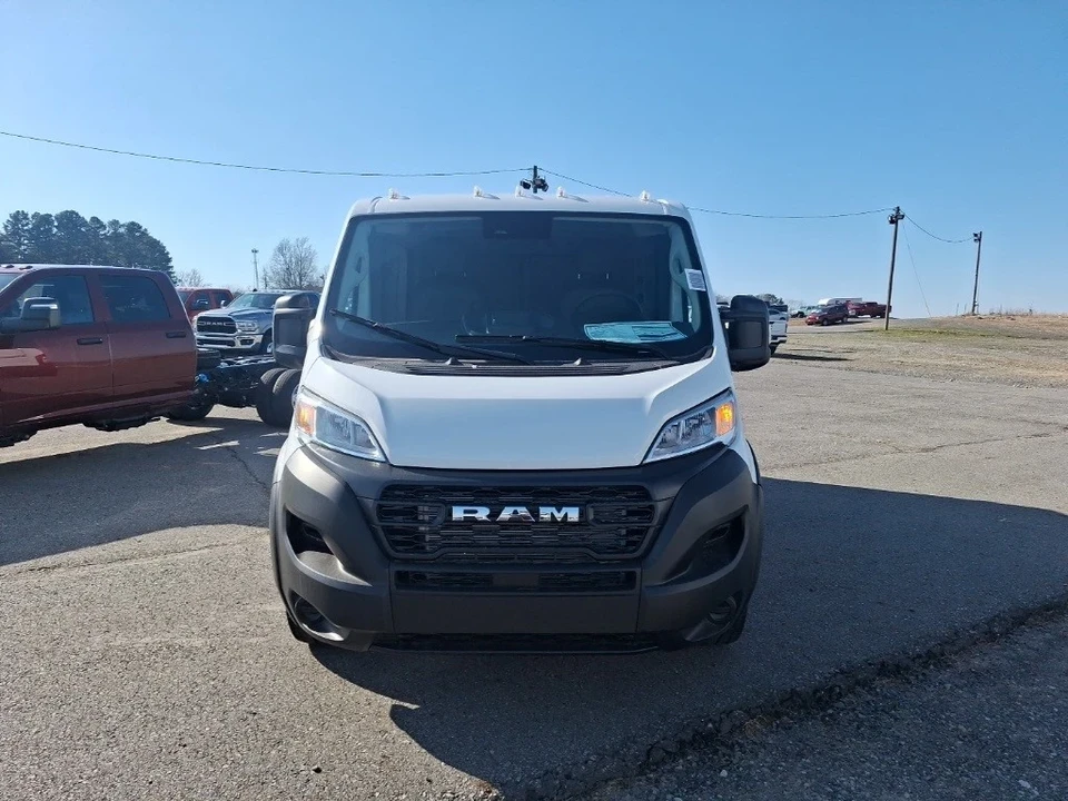 2025 Ram ProMaster - Image 2 of 12