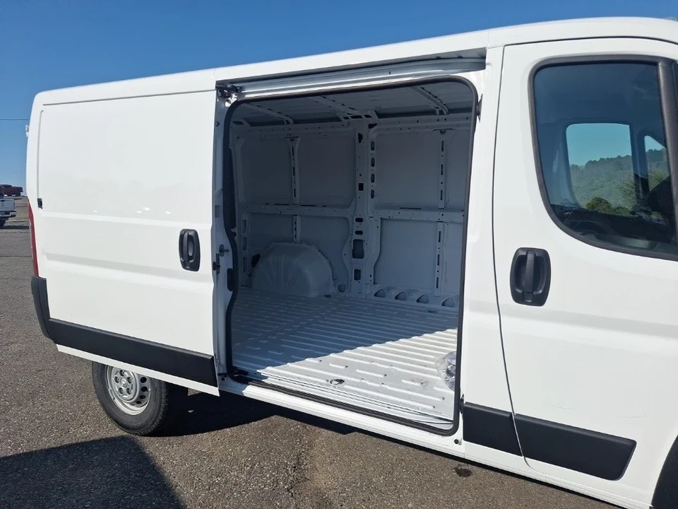 2025 Ram ProMaster - Image 5 of 12