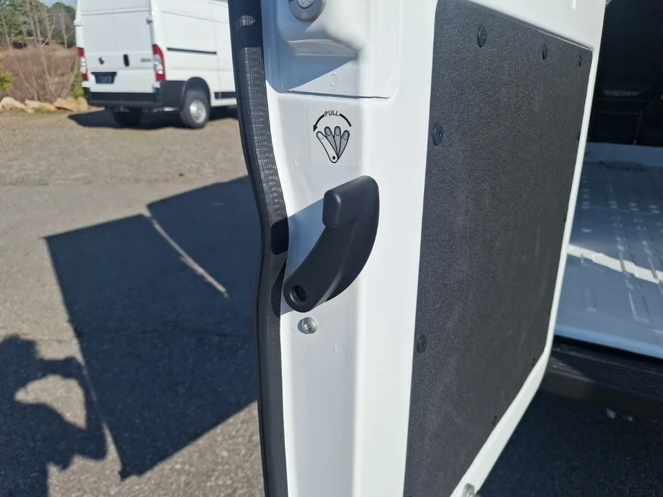 2025 Ram ProMaster - Image 11 of 12