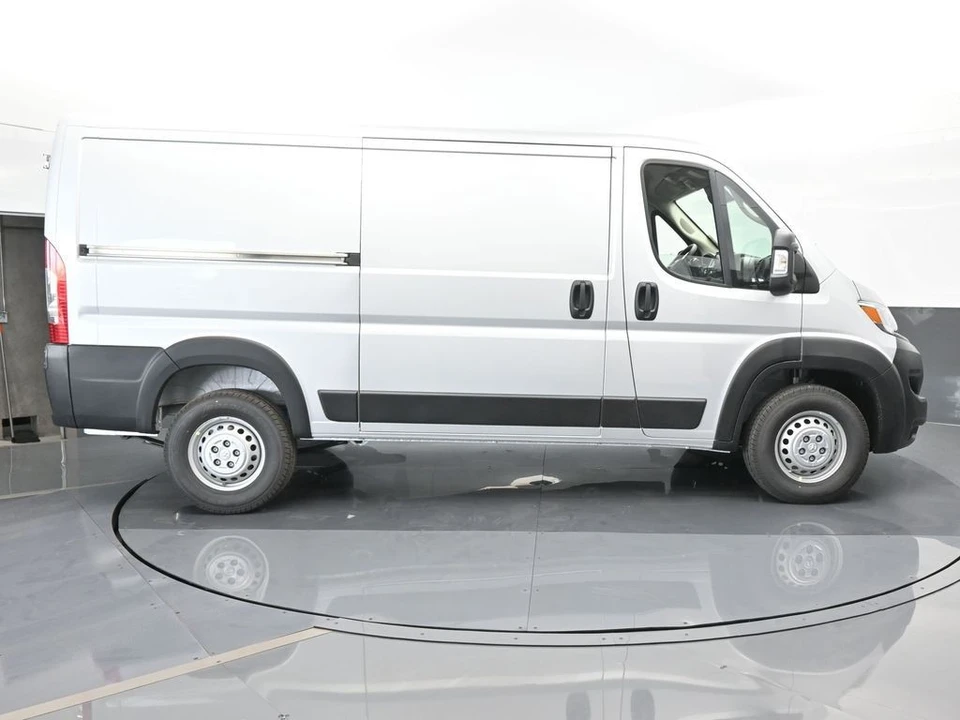 2025 Ram ProMaster - Image 7 of 21