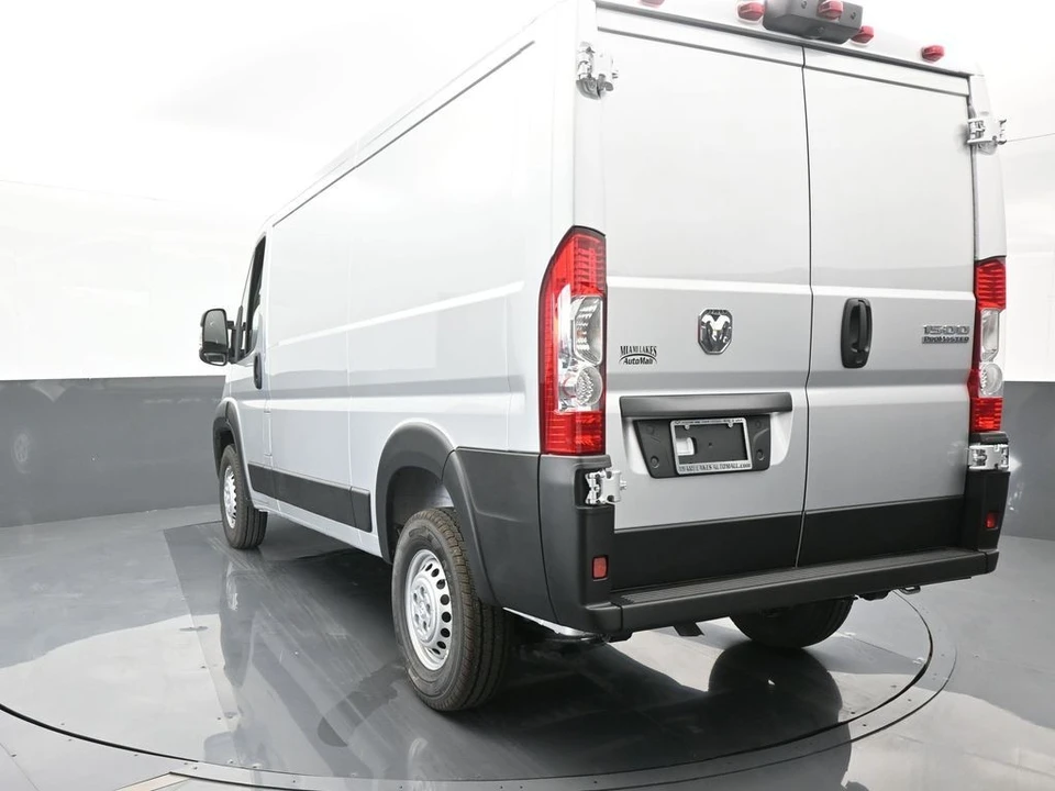 2025 Ram ProMaster - Image 4 of 21