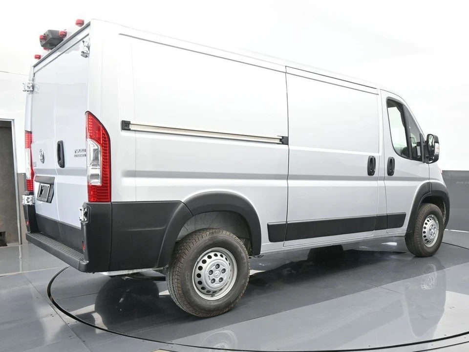 2025 Ram ProMaster - Image 6 of 21