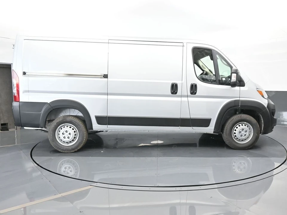 2025 Ram ProMaster - Image 7 of 21