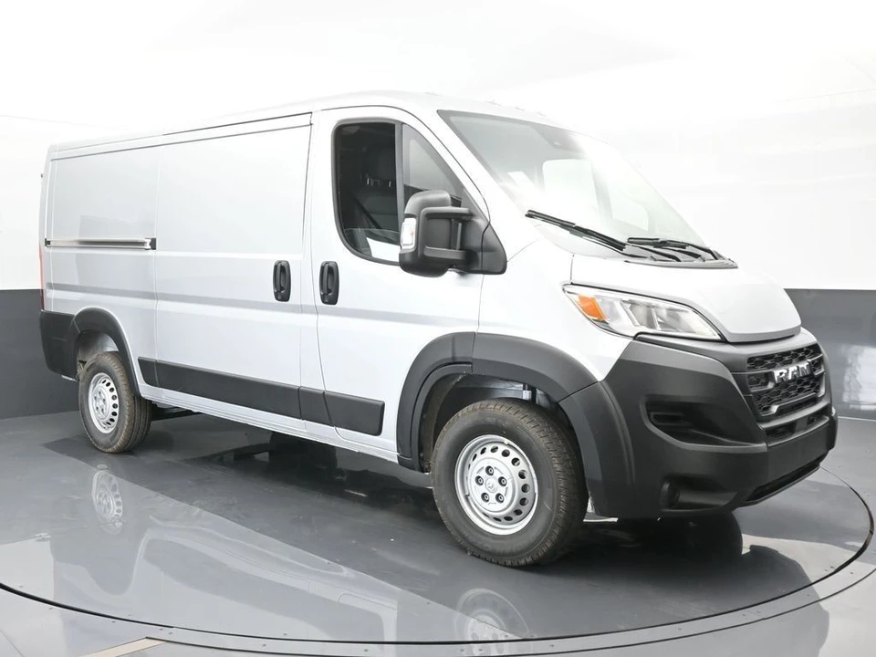 2025 Ram ProMaster - Image 8 of 21