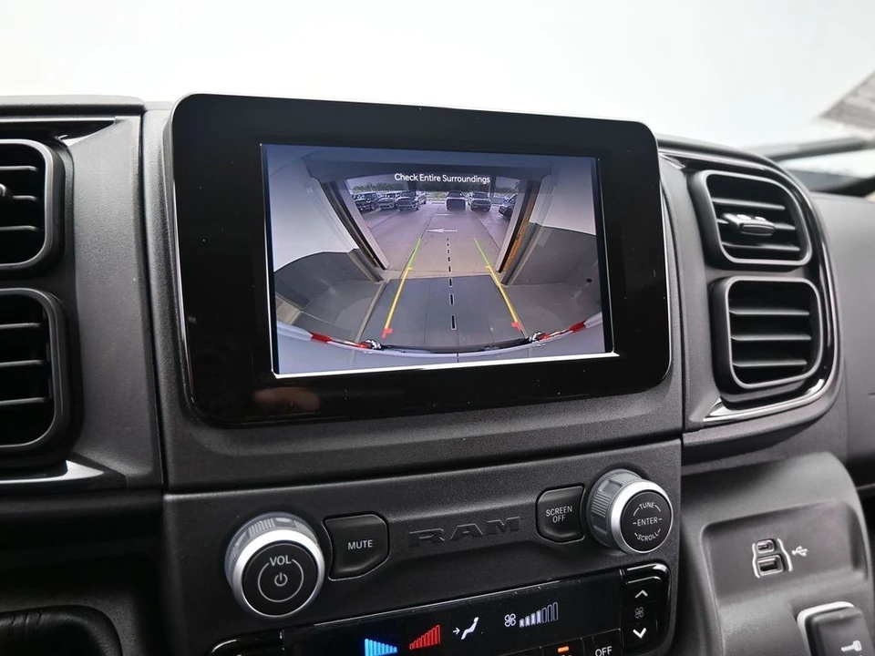 2025 Ram ProMaster - Image 17 of 21