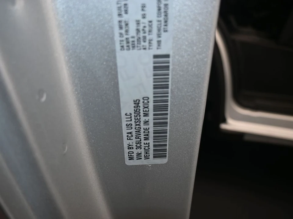 2025 Ram ProMaster - Image 15 of 21