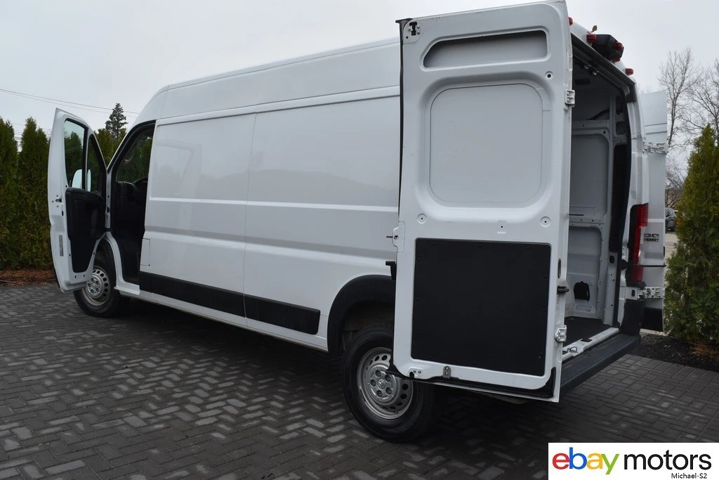 2025 Ram ProMaster - Image 18 of 21