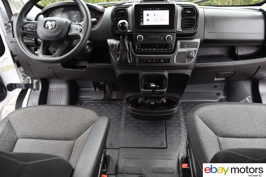 2025 Ram ProMaster - Image 11 of 21