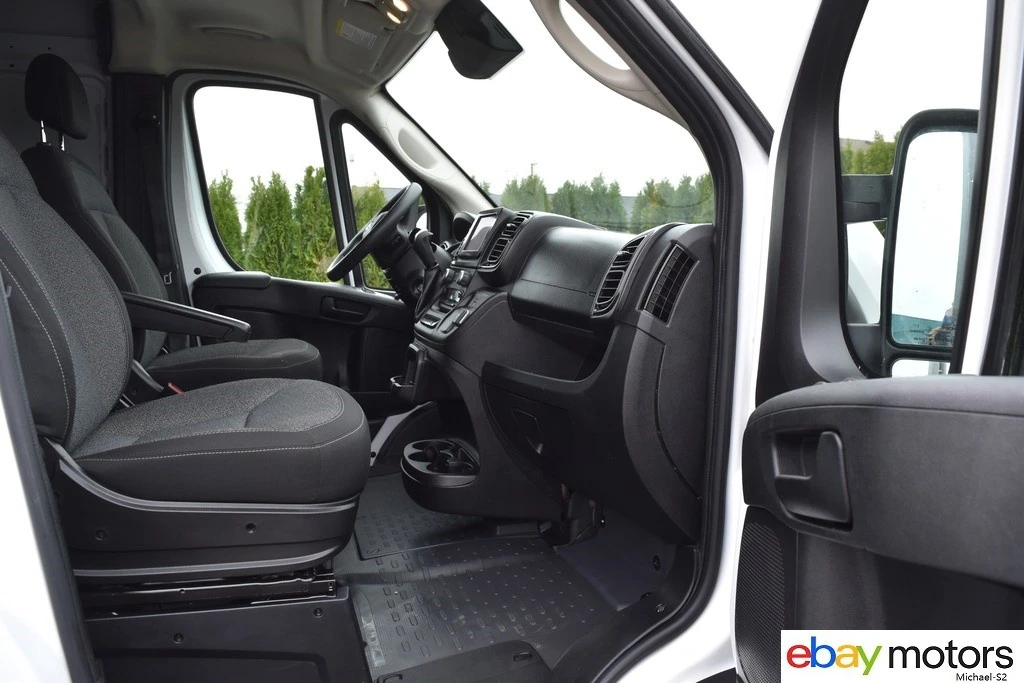 2025 Ram ProMaster - Image 14 of 21