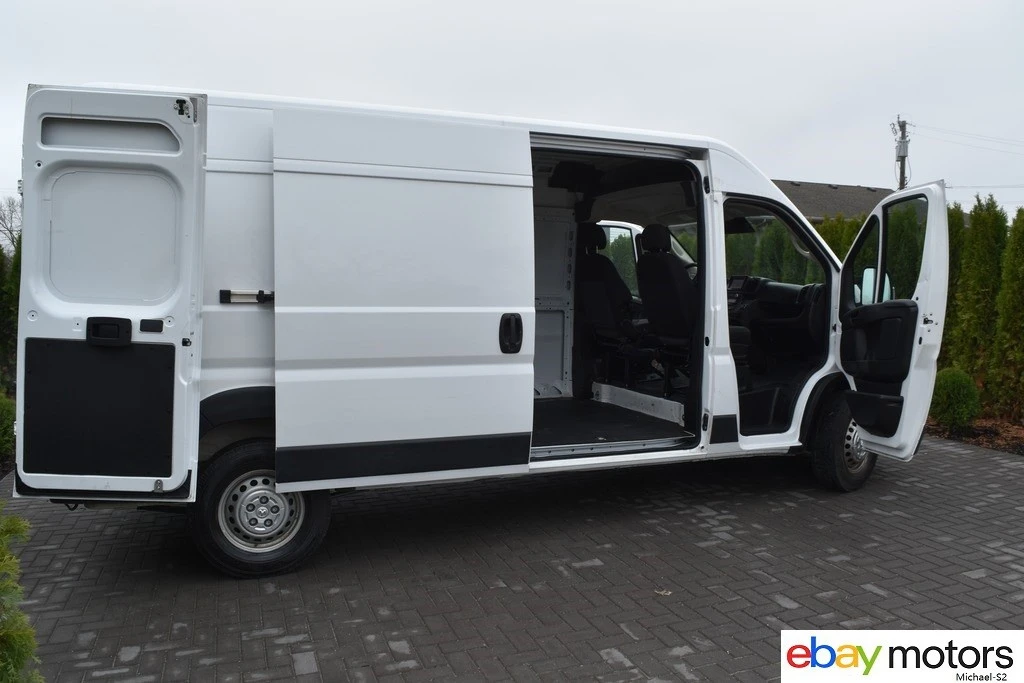 2025 Ram ProMaster - Image 19 of 21