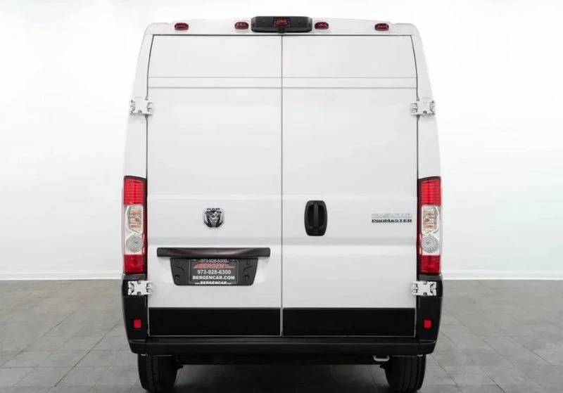 2025 Ram ProMaster - Image 9 of 12