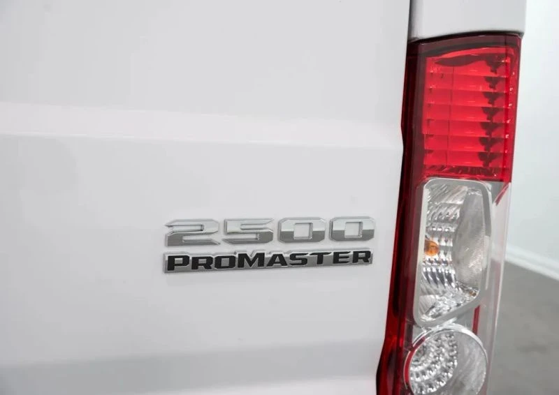 2025 Ram ProMaster - Image 10 of 12