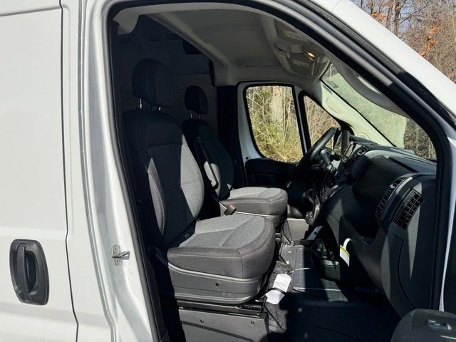 2025 Ram ProMaster - Image 18 of 21