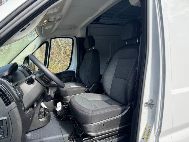 2025 Ram ProMaster - Image 16 of 21
