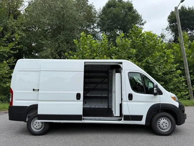 2025 Ram ProMaster - Image 7 of 21