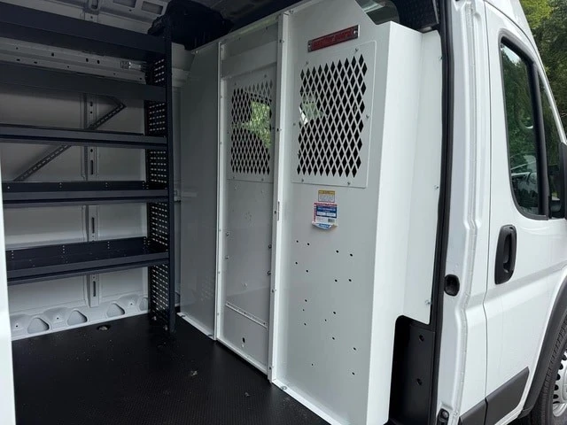 2025 Ram ProMaster - Image 9 of 21