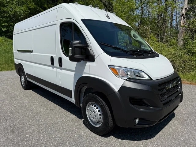 2025 Ram ProMaster - Image 5 of 21