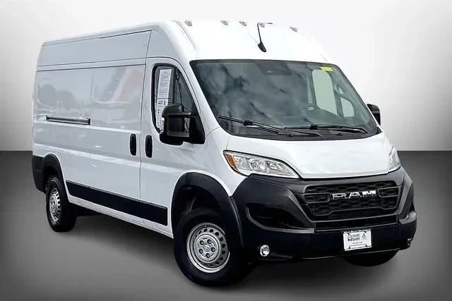 2025 Ram ProMaster - Image 2 of 12