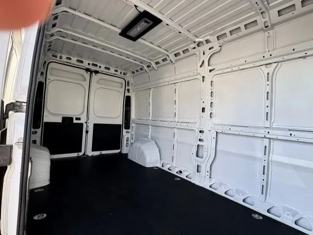 2025 Ram ProMaster - Image 11 of 12