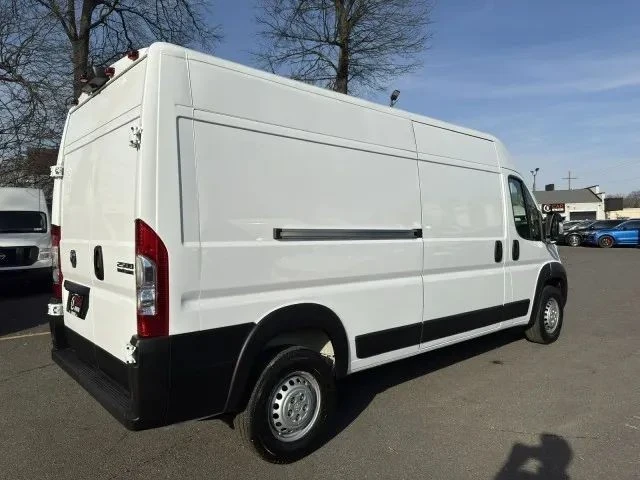 2025 Ram ProMaster - Image 9 of 12