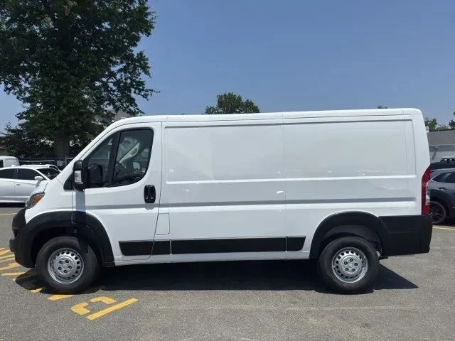 2025 Ram ProMaster - Image 4 of 12