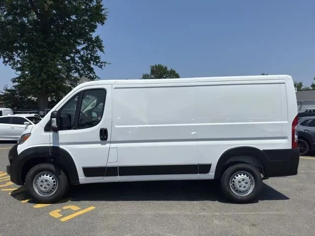 2025 Ram ProMaster - Image 4 of 12