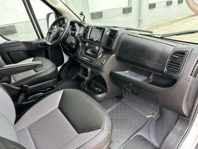 2025 Ram ProMaster - Image 15 of 21