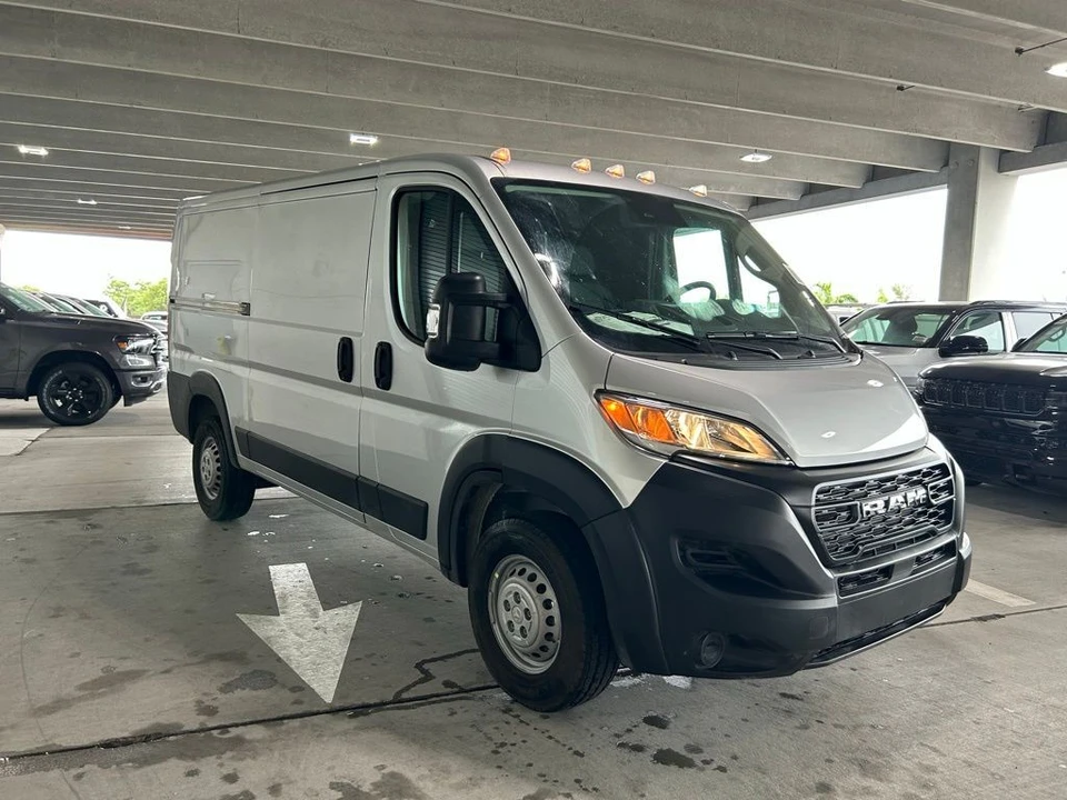 2025 Ram ProMaster - Image 2 of 21